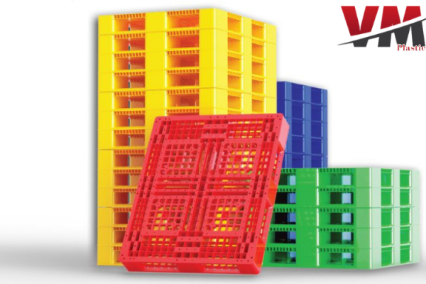 Giải đáp thắc mắc: Tại sao cần chọn pallet nhựa dựa vào trọng tải và trọng lượng?